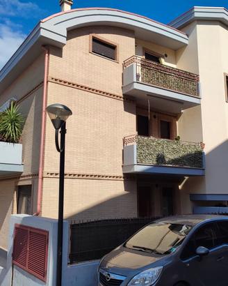 Trilocale con taverna