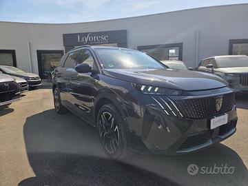 PEUGEOT 5008 Hybrid 136 e-DCS6 GT