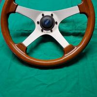 VOLANTE  PERSONAL 4  RAZZE 