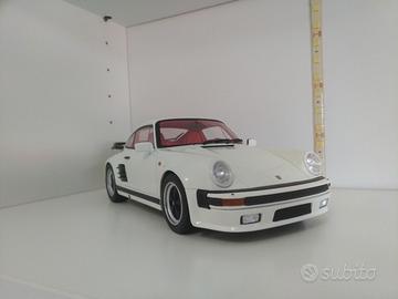 GT Spirit GT786 Porsche 911 Turbo s 1:18