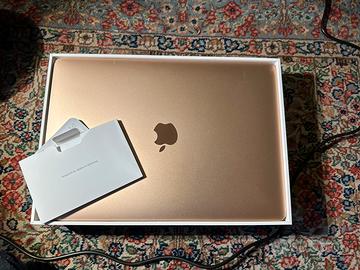 MacBook Air 13”