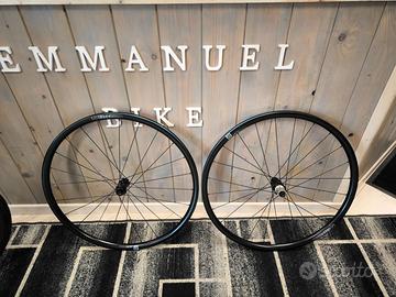 OUTLET -50% set ruote strada/gravel disco