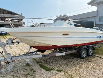 Barca Whalkaround Arkos 630 motore e carrello 