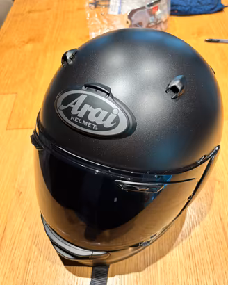 Casco Arai Quantic M Pari Nuovo Completo 03/25