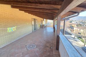 MAMOIADA-Appartamento con terrazza ultimo piano