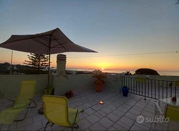 Attico duplex con vista panorama isole eolie