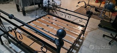 letto matrimoniale in ferro