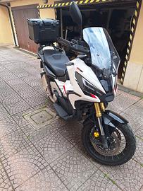 Honda x-adv