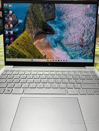 HP Pavilion Plus 14”Oled i7 16gb 512gb