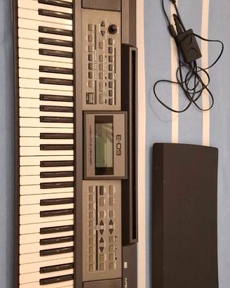 ROLAND E09 arranger