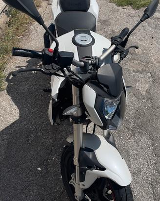 Benelli 125