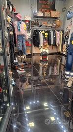 Attività abbigliamento e accessori donna firmati