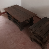 Tavolo da giardino e sedie