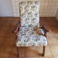Poltrona in legno 