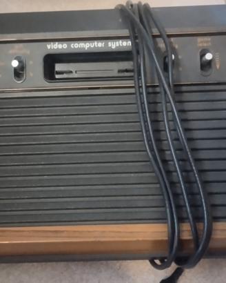 consolle atari 2600perfettamemye funzionante 
