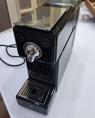 Macchina da caffè a capsule
