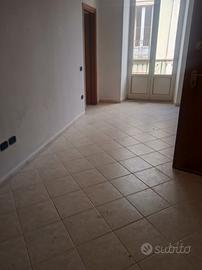 Appartamento sul corso non ammobiliato