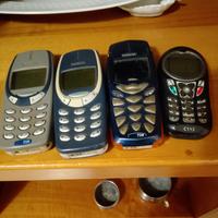 cellulari vintage senza carica batteria 