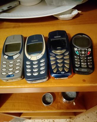 cellulari vintage senza carica batteria 