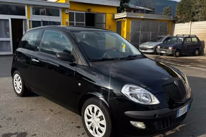 Lancia Ypsilon 1.4 Platino Ecochic GPL
