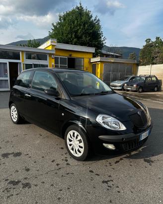 Lancia Ypsilon 1.4 Platino Ecochic GPL