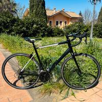 Bicicletta CUBE Attain SL