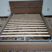 letto matrimoniale con materasso