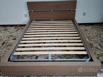 letto matrimoniale con materasso