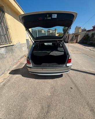 BMW 320d station wagon