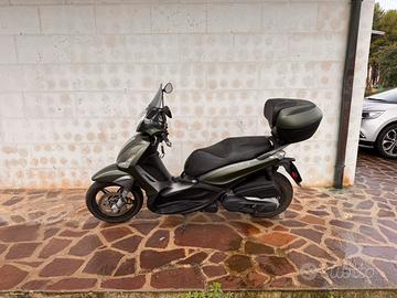 Beverly 350