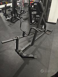 T bar row machine  