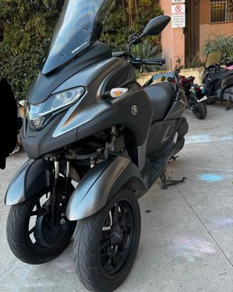 Yamaha Tricity 300 (2023) - Patente B