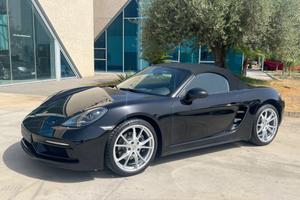 Porsche Boxster 718 2.0 300CV pdk sport design