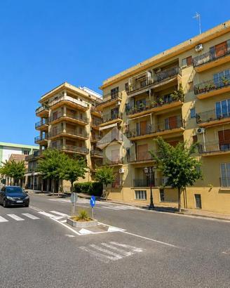 3 LOCALI A MILAZZO