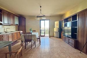 3 LOCALI A ORTA DI ATELLA