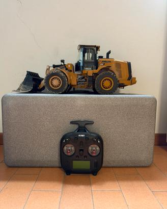 Pala gommata idraulica rc 1/16 e camion