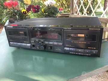 stereo cassette