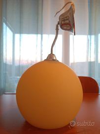 Lampadario a boccia in vetro 