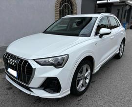 AUDI Q3 40 TFSI quattro S tronic S line edition