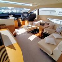 Pershing 64 2010