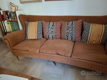 Divano anni '60