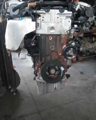 MOTORE VOLKSWAGEN GOLF 4 2.3 V5 CODICE AGZ KM 7000