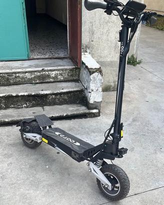 Monopattino elettrico ootd t10