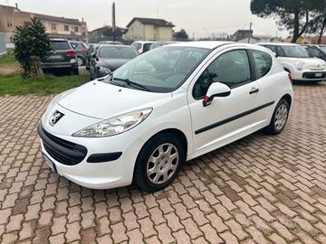 Peugeot 207 1.4 HDi 70CV 3p. XS autocarro