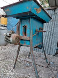 Macchina sgrana pannocchie