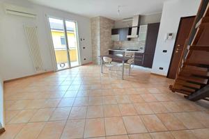 Appartamento di 120 m² con 4 locali e box auto a M