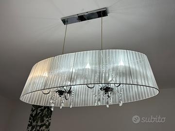 Chandelier in organza e gocce di cristallo