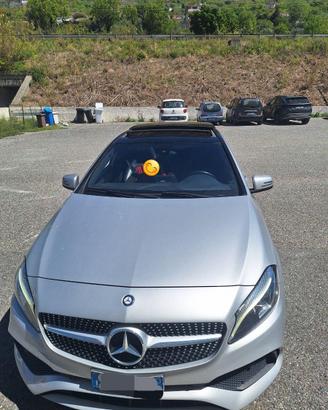 MERCEDES Classe A220D AMG LINE