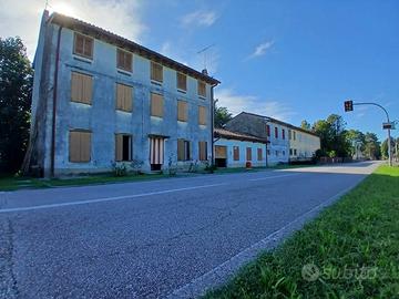 Rustico/Casale/Corte Campolongo Al Torre [107]