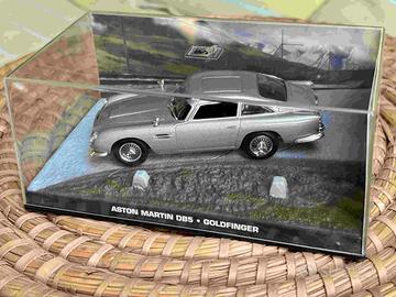 Aston Martin DB5 Missione Goldfinger (1964)